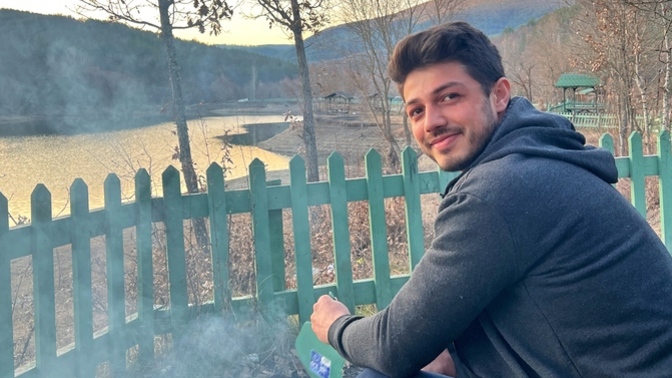 Sizce gönül eğlendirmelik mi evlenmelik mi?
