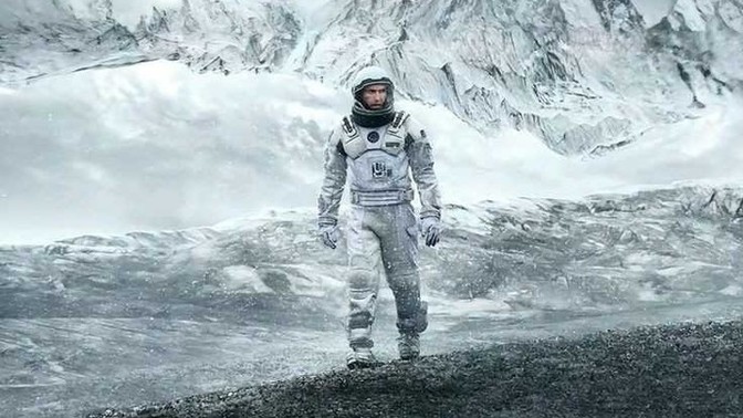 Uzay temalı filmleri sever misiniz?