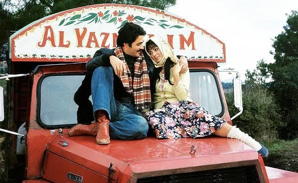 Yeşilçam çiftleri mi yoksa günümüzdeki yapımların çiftleri mi?