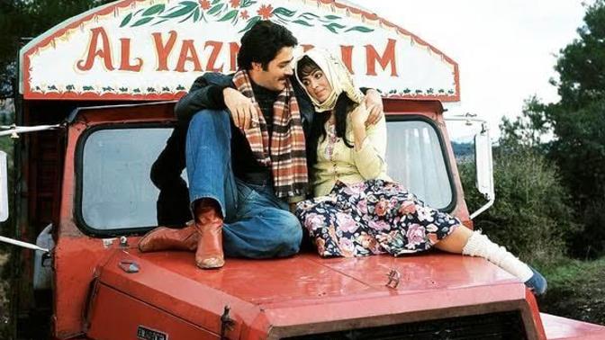 Yeşilçam çiftleri mi yoksa günümüzdeki yapımların çiftleri mi?