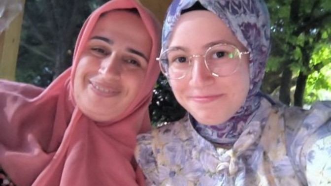 Akşam park bahcesinde kahve atıştırmalık getirme aktivitesi seviyor musunuz?