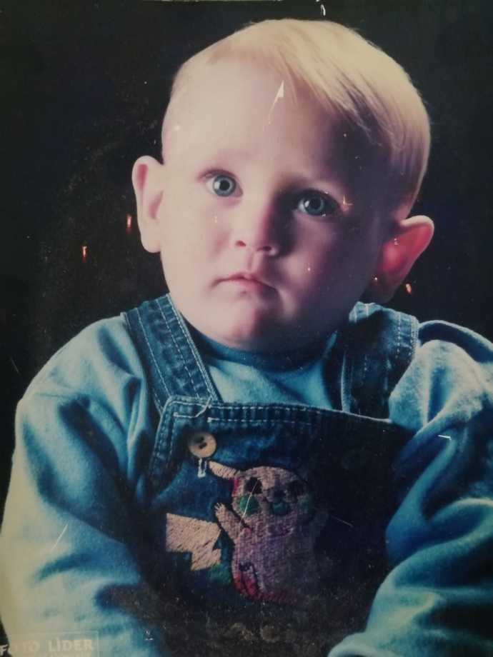 Bebeklik fotoğrafınız hala duruyor mu?