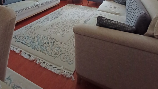 Şu salon nasıl sizce?