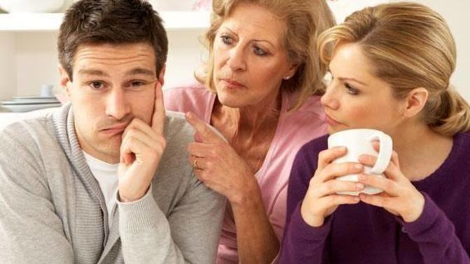 Bir kadın deprem sonrası kendisini değilde annesini arayan eşine boşanma davası açtı! Siz ilk kimi arardınız?