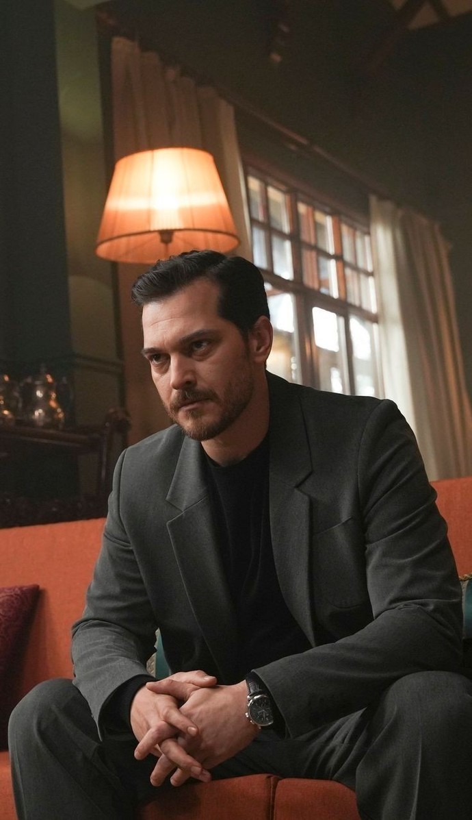 Çağatay Ulusoy şaka mı?