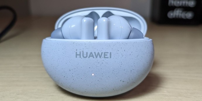 Samsung Galaxy Buds Fe mi Huawei Freebuds5i mi Hangi kulaklık daha kaliteli başarılı sizce?