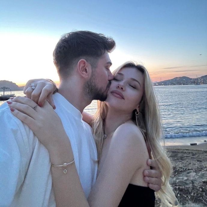 “ günaydın aşkım “ mesajını almayı kimler özledi?
