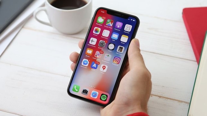 Telefon şifreni sevgiline verir miydin? Yoksa gizli kalması mı lazım?