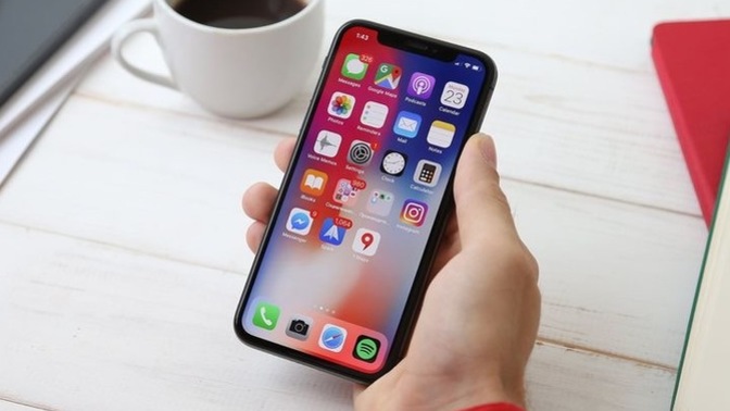 Telefon şifreni sevgiline verir miydin? Yoksa gizli kalması mı lazım?