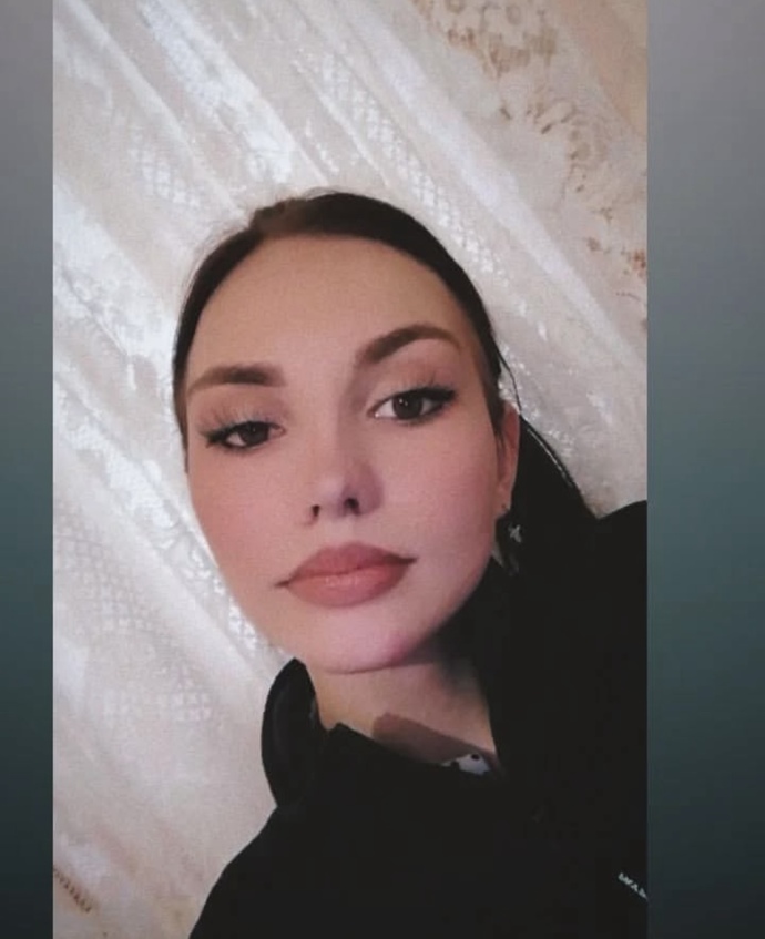 Kapalı bir kız için terkedildim çok mu çirkinim?