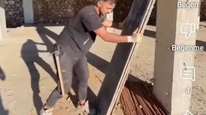 Evet arkadaşlar YouTube sarı kulanın gücü diye bir video atmıştım ve şaşmaz olayım dedim 18 bin görüntüleme aldı bence normal mi?