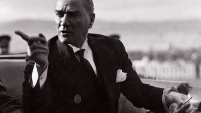 Tarihte en sevdiğiniz lider veya kahraman kimdir?