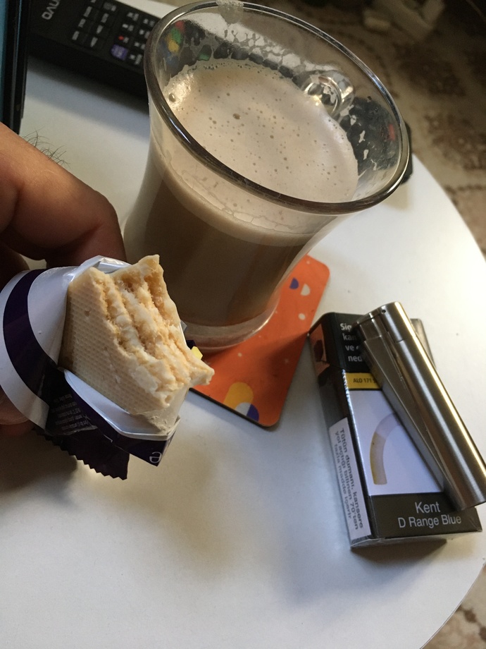Şu an olsa da yesek ne güzel olur dediğiniz bir yemek ve tatlı var mı?