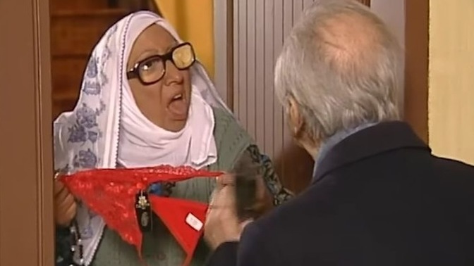 İnternette görüp de satın aldığın en saçma şey neydi?