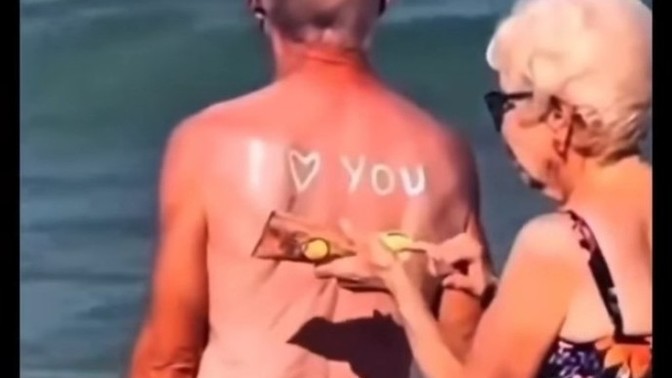 Bugün doğum günüm 💖 yaş aldıkça hislendiniz mi güçlendiniz mi?