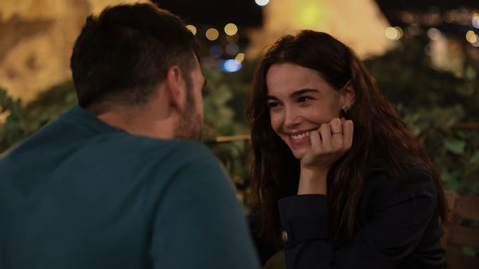 Güzel söz söyleyene düşer misin?