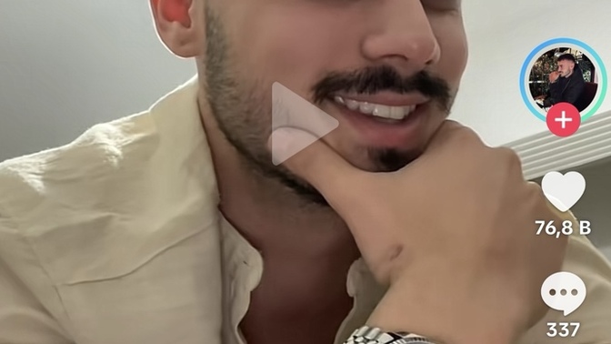 Bu adam çok yakışıklı değil mi ya?