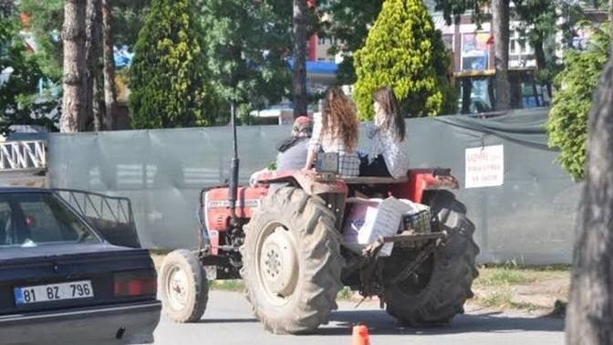 Traktöre bindinizmi hiç?