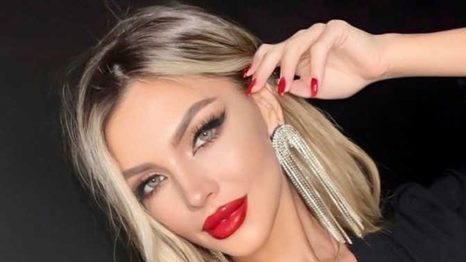 Kırmızı ruj ve oje uyumu şık mı?