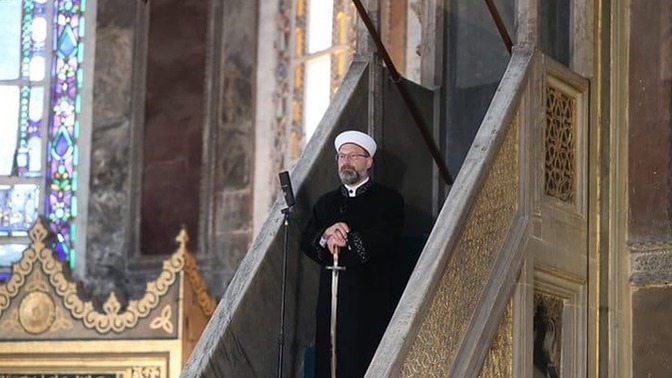 Diyanet:" İnsanlık onurunu ayaklar altına alan zinanın panzehri evliliktir" dedi. Siz ne düşünüyorsunuz?