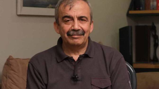 Sırrı Süreyya Önder öldü. Ne düşünüyorsunuz?