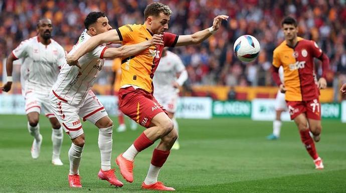 Galatasaray 4 - Sivasspor 1... Sarı kırmızılılar şampiyonluğa bir adım daha yaklaştı! Maçı nasıl buldunuz?