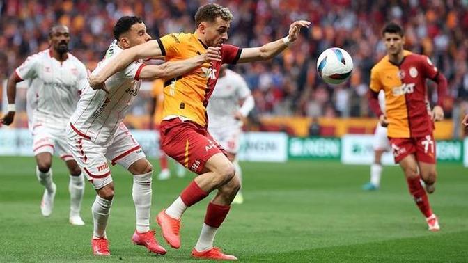 Galatasaray 4 - Sivasspor 1... Sarı kırmızılılar şampiyonluğa bir adım daha yaklaştı! Maçı nasıl buldunuz?