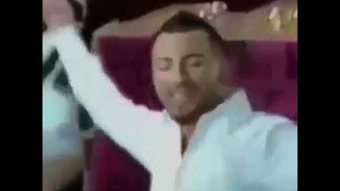 İzlediğiniz en komik videoyu paylaşır mısınız?