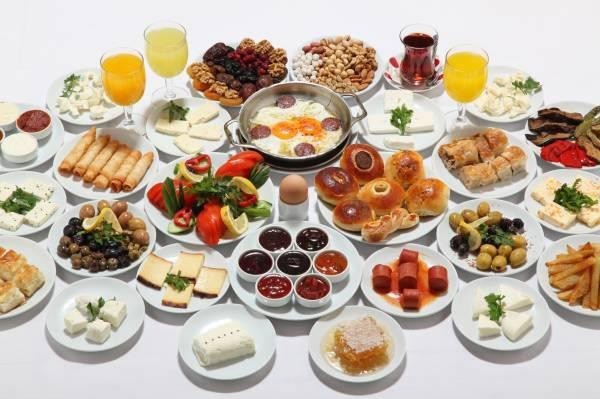 Pazar sabahı kahvaltısının olmazsa olmazı nedir?