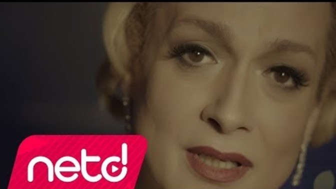 Duyunca sizi hüzünlendiren şarkı/şarkılar var mı?