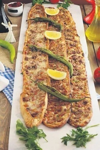 Etli ekmek mi yoksa pide mi ?
