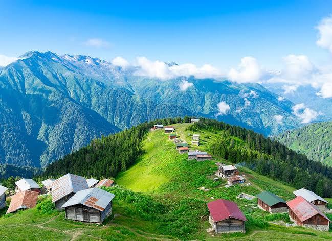 Yazın ☀️ ne tür tatilden hoşlanırsın?
