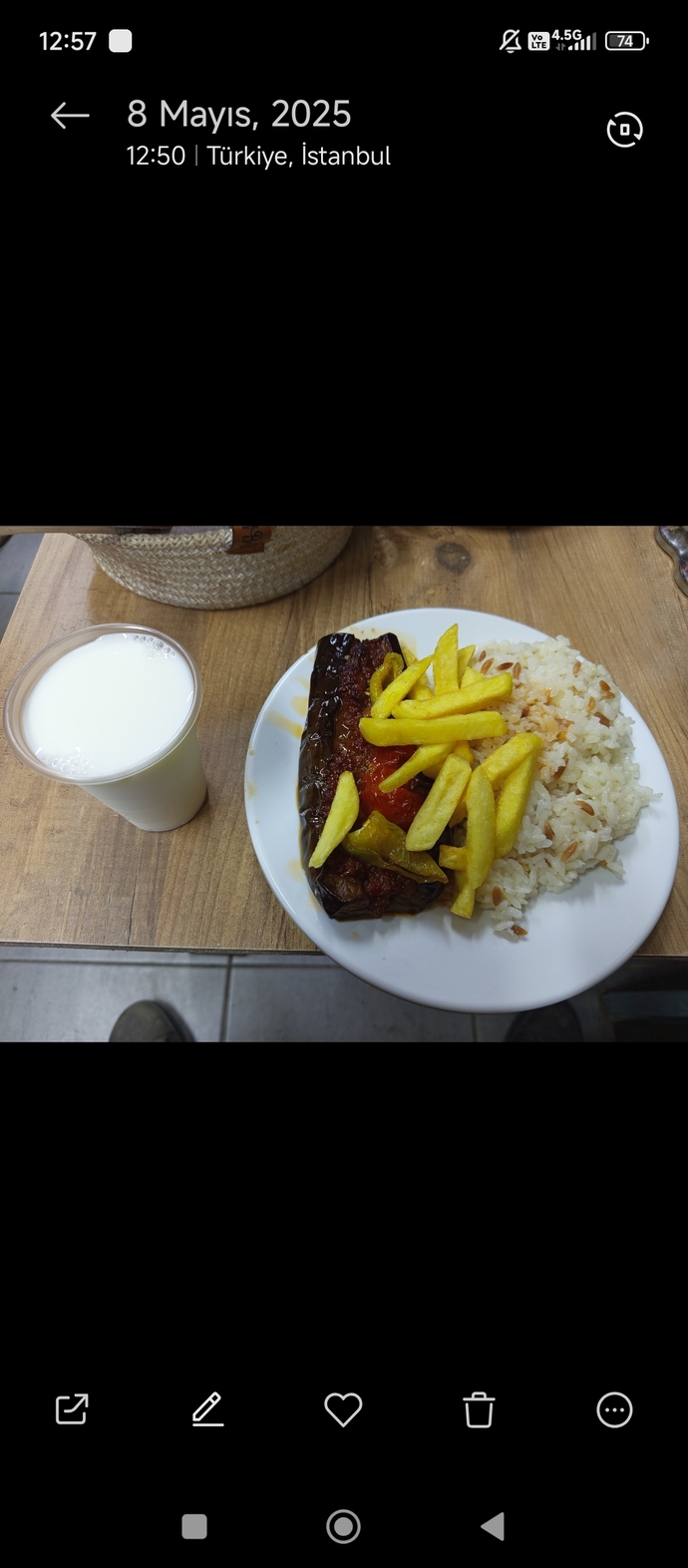 100 TL çok mu sizce karnıyarık ve pilav ayran patates?