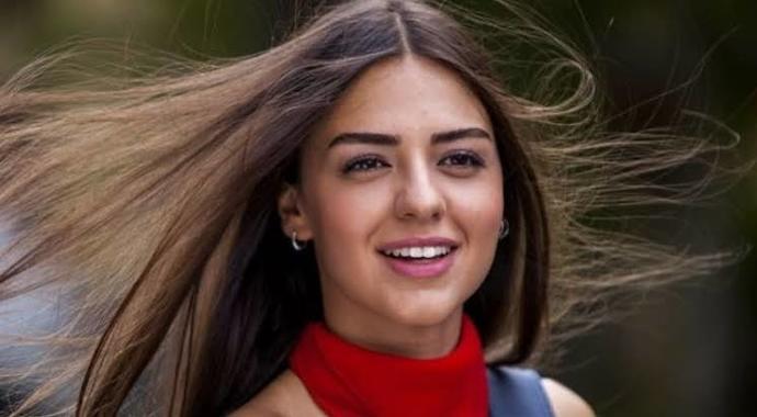 Çağatay Ulusoy’un sevgilisi Aslıhan Malbora sizce güzel mi?