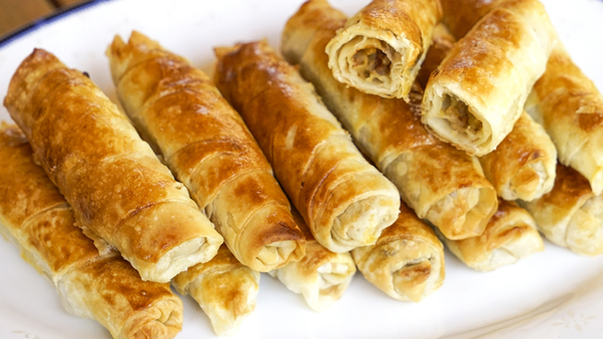 Kıymalı börek mi, patatesli börek mi?