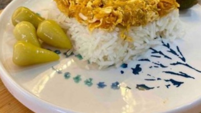 Pilav üstü tavuk sever misiniz?