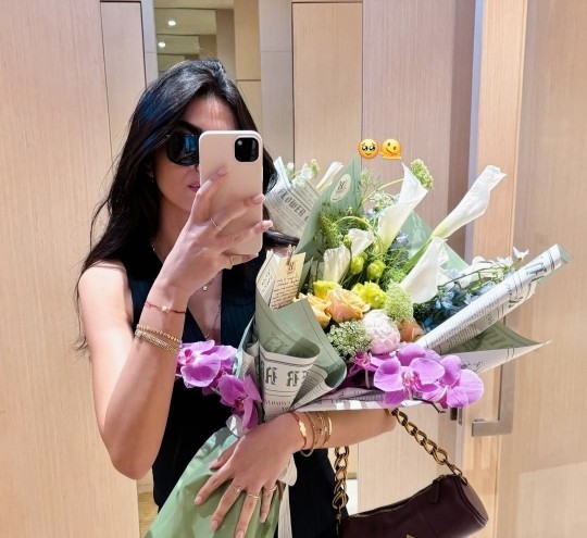 Kızlar gelsiin 🌸 ?