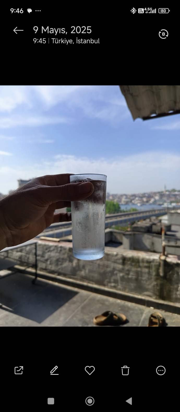 Allah neyi başımızdan eksik etmesin sence?