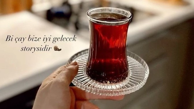 Kimler çay keyfi yapıyorr?