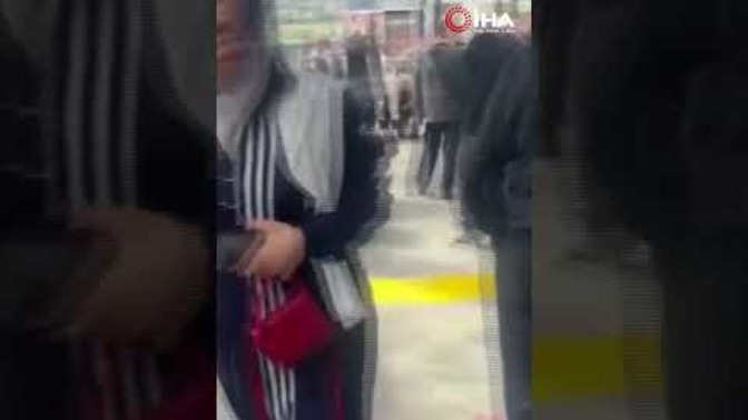 Metrobüsler hakkında ne düşünüyorsunuz?