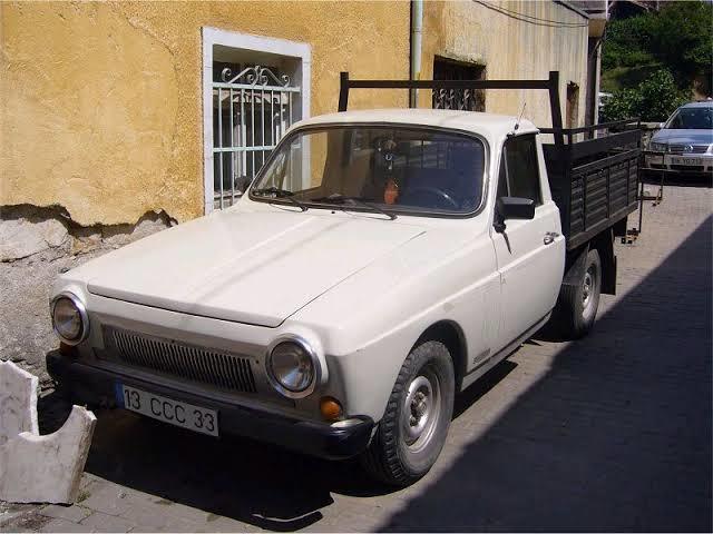 Türkiye de Gelmiş geçmiş En Efsane otomobil nedir sizce ve en çok sevdiğiniz favoriniz olan?