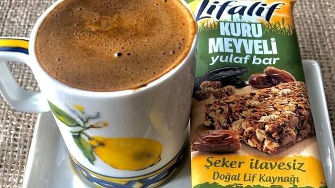 Kahvenin yanına meyveli bar yiyebiliyor musunuz?