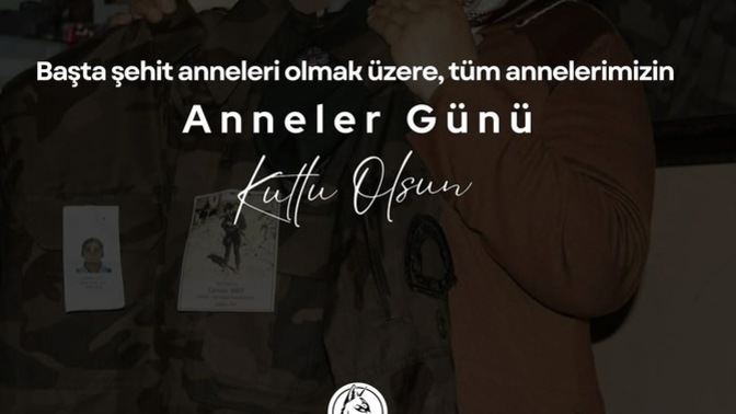 Başta Şehit annelerimiz olmak üzere tüm annelerimizin Anneler Günü’nü en içten dileklerimle kutluyorum Anne her şey mi sence?