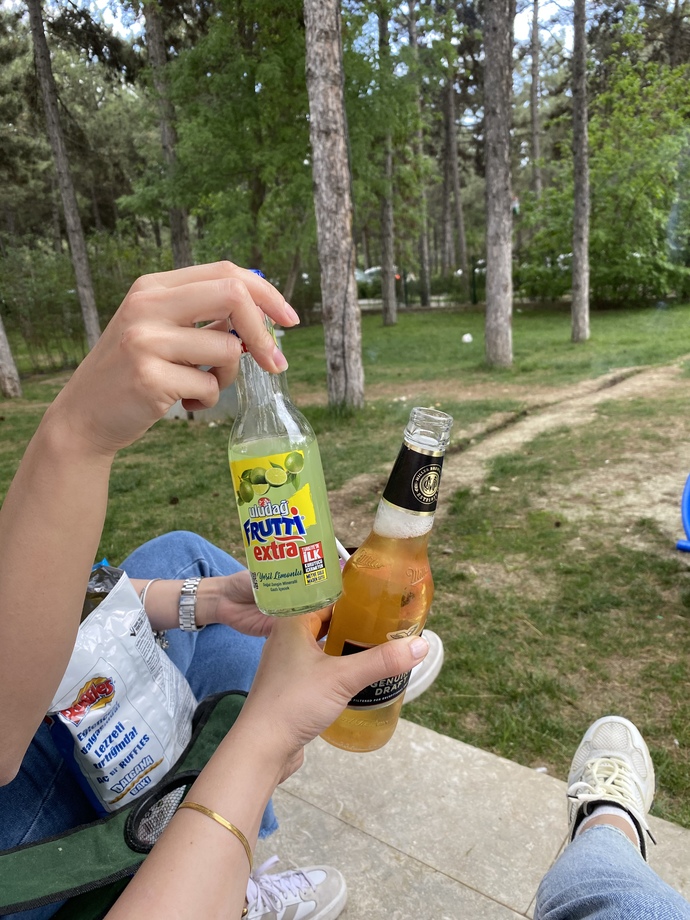 Pazar gününüz nasıl geçiyor dışarı da mısınız?