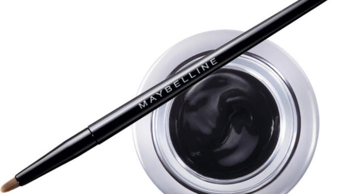 Eyeliner almak istiyorum, hangi markayı tavsiye edersiniz?