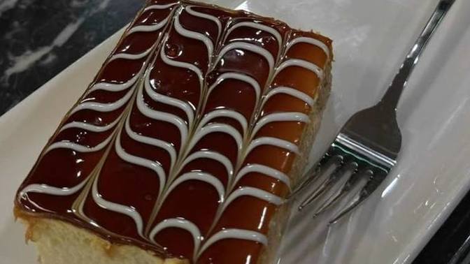 Çay içerken yanında tatlı yemeyi sever misiniz?