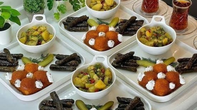 Bir gün tabağında olmazsa olmazlarınız neler kesinlikle olmalı dediğiniz?