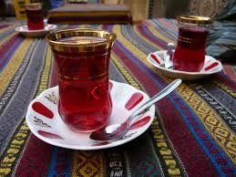 Kahvaltıdan önce içtiğin bir içecek var mı?
