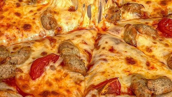 Sabah sabah pizza yenir mi sabah yemeyi en çok sevdiğiniz o şey ne?