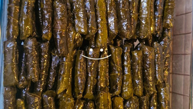 Sarma sarabiliyor musun, yoksa yemeyi mi tercih edersin?